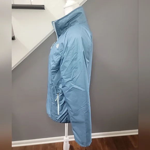 The North Face Womens Blue Light Weight Puffer Jacket Size Med Hiking Camping - Picture 2 of 6